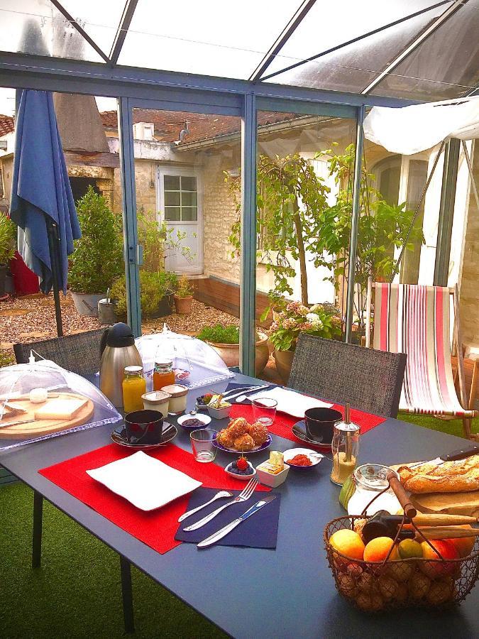 Suite En Terrasse A Cognac Eksteriør bilde